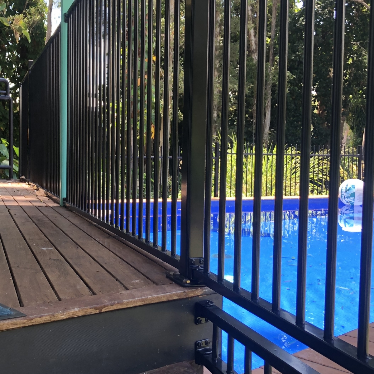 Aluminium Fencing Far North Queensland Cairns and Port Douglas